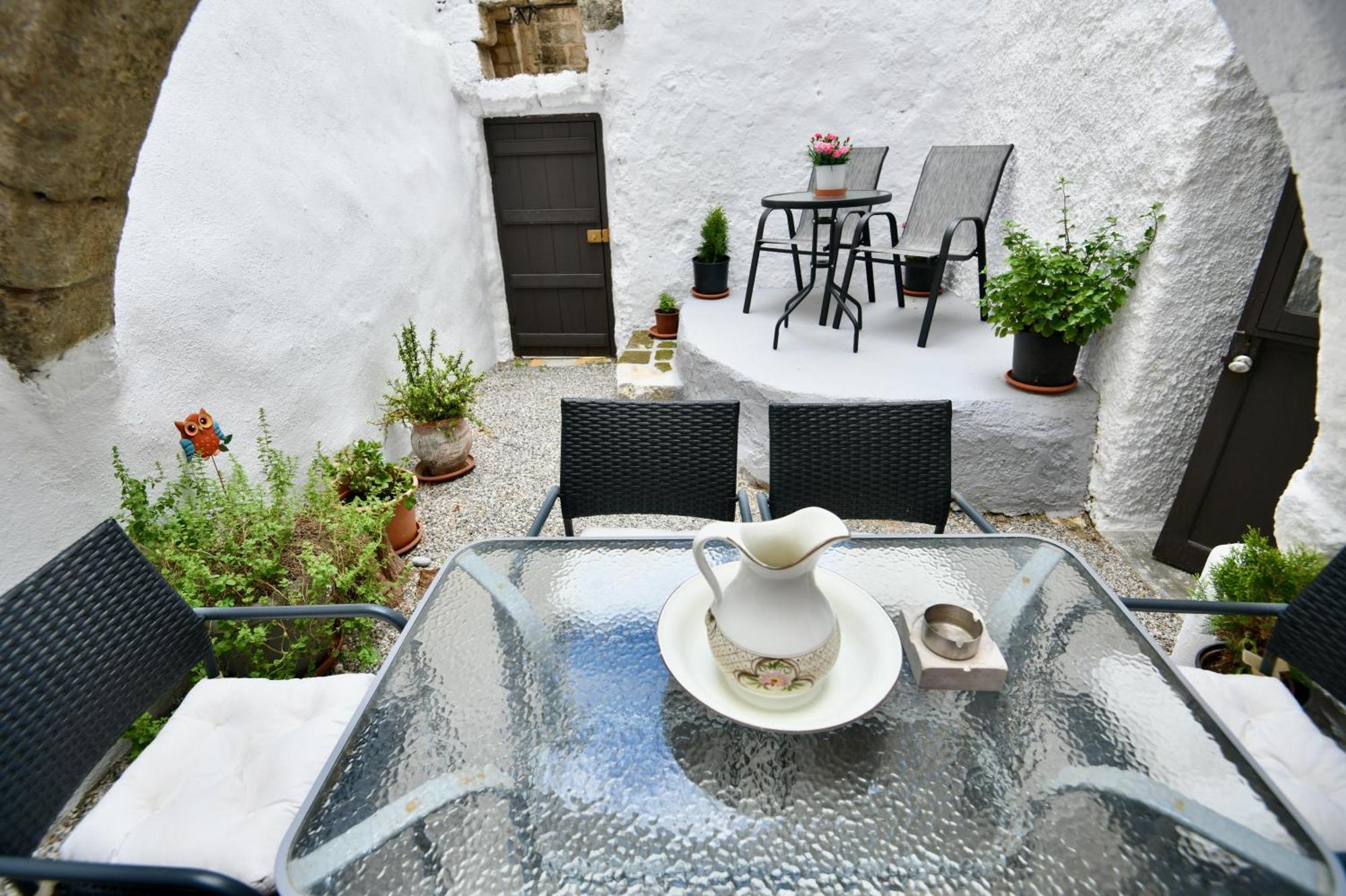 Apartamento Penelope Garden House Old Town Rhodes City Exterior foto